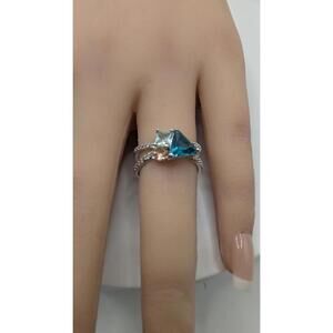Elegant Silver Ring with Blue and Clear Gemstones Size 6
